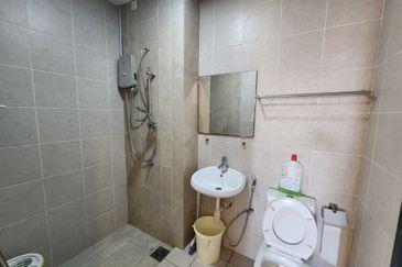 Fully Furnished 2.5 storey Emerald Garden Kota Emerald Rawang For Rent