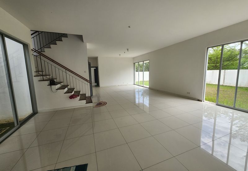 Emerald Garden, Kota Emerald