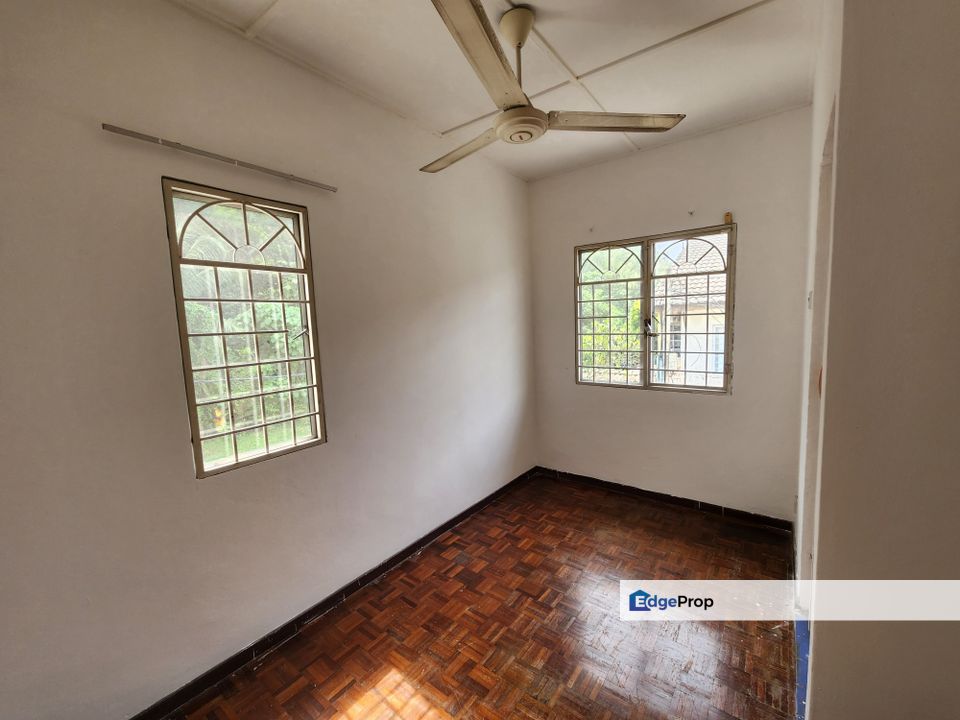 2 Storey Basic unit Taman Tun Perak Rawang For Rent, Selangor, Rawang