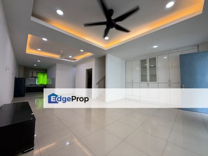Partly Furnished 3 storey Bayu Lagenda Anggun Rawang For Rent, Selangor, Rawang