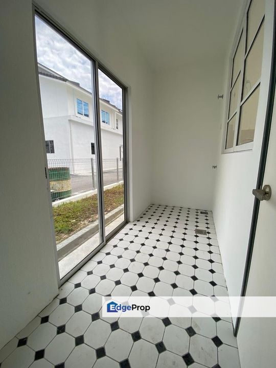 Endlot Renovated 2 storey Templer Residence Anggun Rawang For Sale, Selangor, Rawang