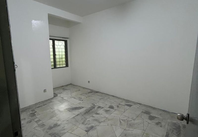 Seksyen 12, Bandar Country Homes