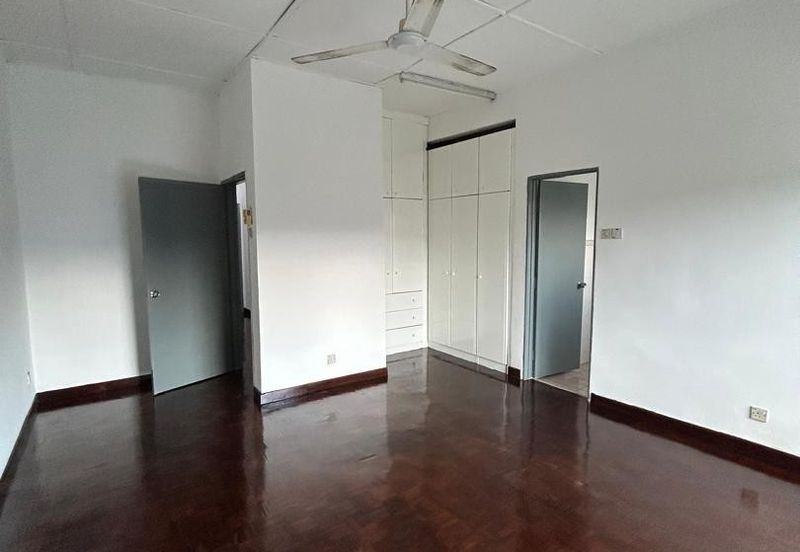 Seksyen 12, Bandar Country Homes