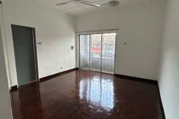 Seksyen 12, Bandar Country Homes