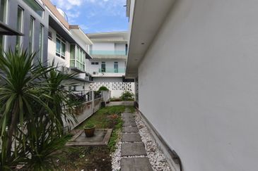 Ivory Heights @ Desa 8, Bandar Country Homes