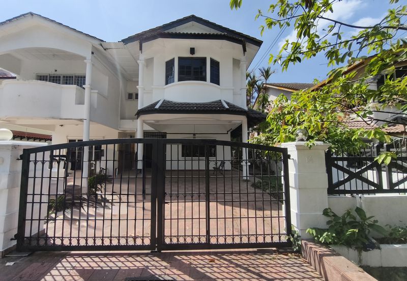 Seksyen 2, Bandar Country Homes