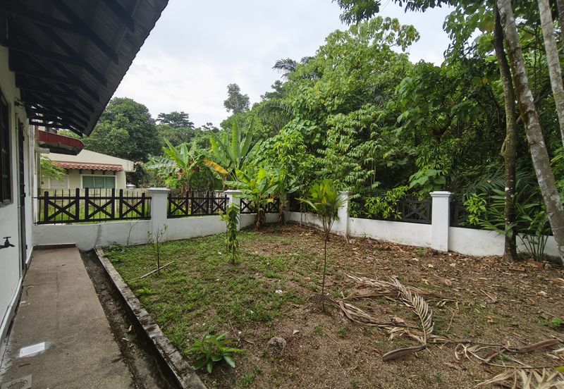 Seksyen 2, Bandar Country Homes