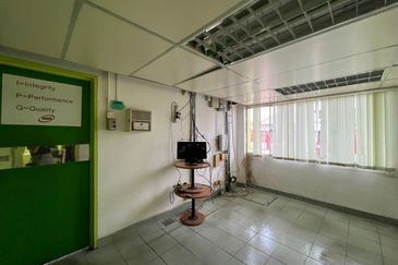 Bukit Beruntung Industrial Park