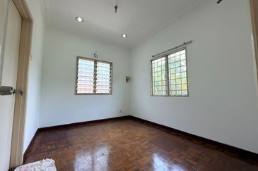 Seksyen 12, Bandar Country Homes