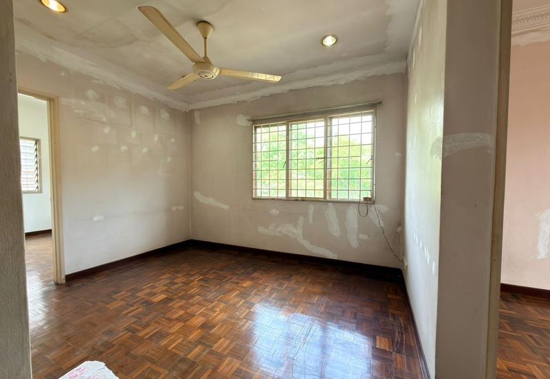 Seksyen 12, Bandar Country Homes