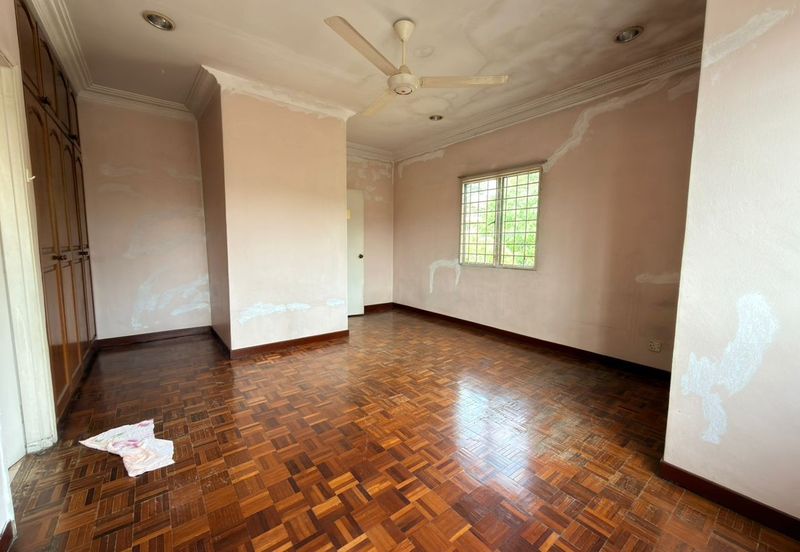 Seksyen 12, Bandar Country Homes