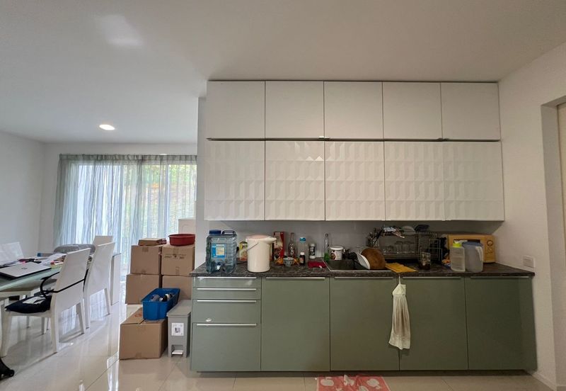 3 Storey Camelia Tamansari Rawang 30x65sf Renovated For Sale