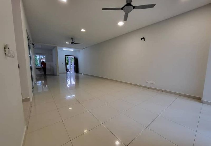 Charming Essex, Setia Eco Templer