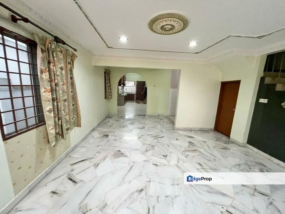 Fully Extended Renovated 2 storey 22x75sf Taman Bukit Rawang Jaya For Rent, Selangor, Rawang