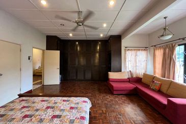 Seksyen 6, Bandar Country Homes