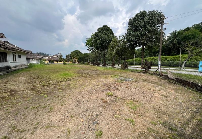 Teluki, Bukit Sentosa