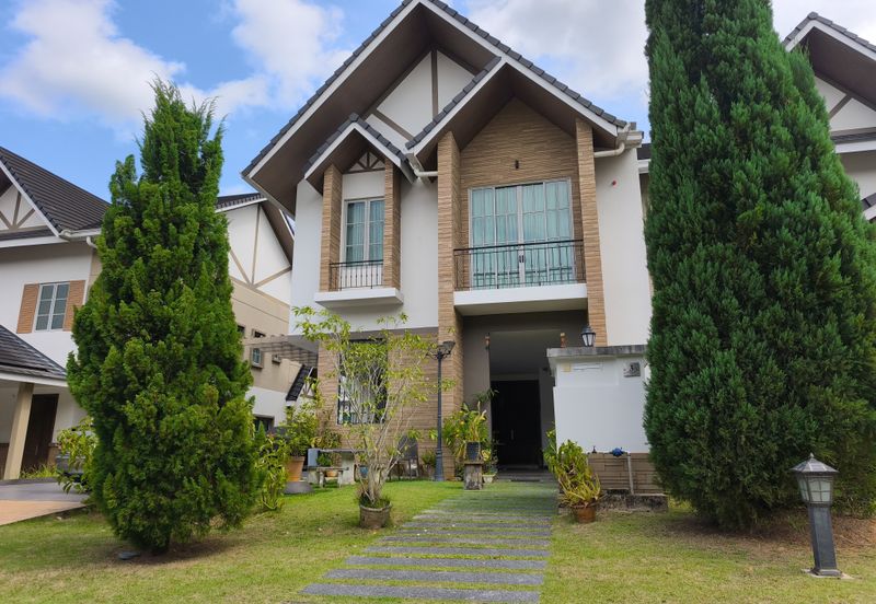 Charming Essex, Setia Eco Templer