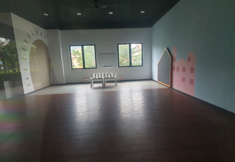 UPPERVILLE @ 16 Quartz Melawati