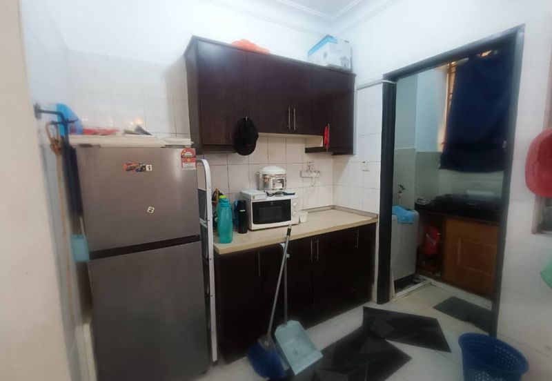 Angsana Apartment @ Taman Raintree