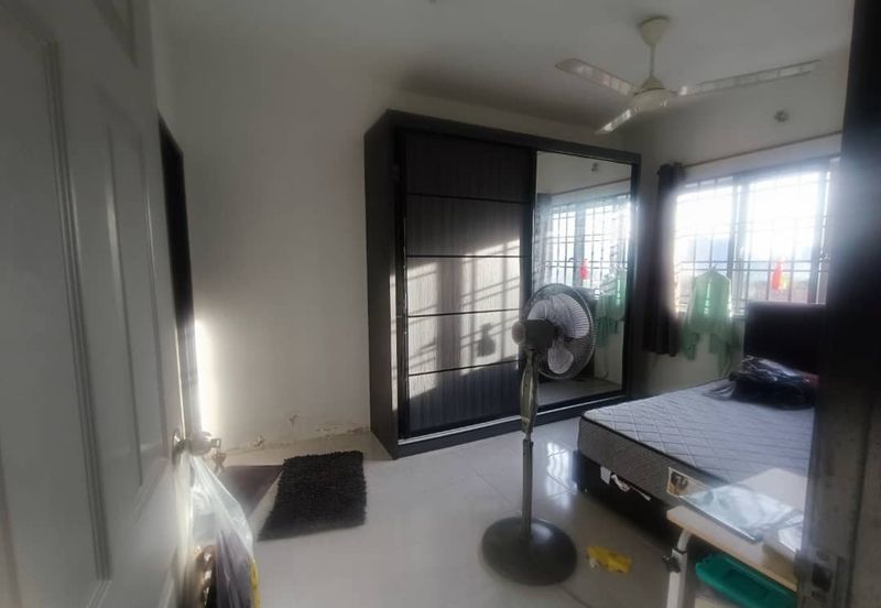 Angsana Apartment @ Taman Raintree