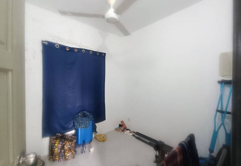 Angsana Apartment @ Taman Raintree