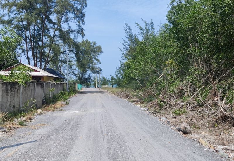 TANAH SESEBUAH (3 LOT) UNTUK DIJUAL DI PANTAI TELUK BIDARA, TANJUNG JARA, DUNGUN TERENGGANU