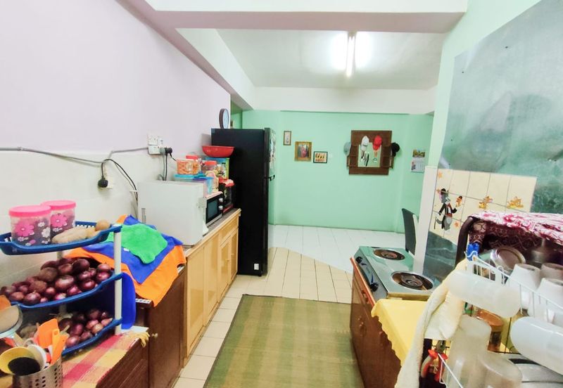 Perdana Villa Low Rise Apartment with Lift (Non Bumi Lot)