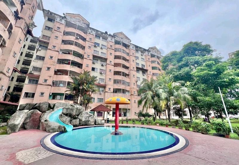 Perdana Villa Low Rise Apartment with Lift (Non Bumi Lot)