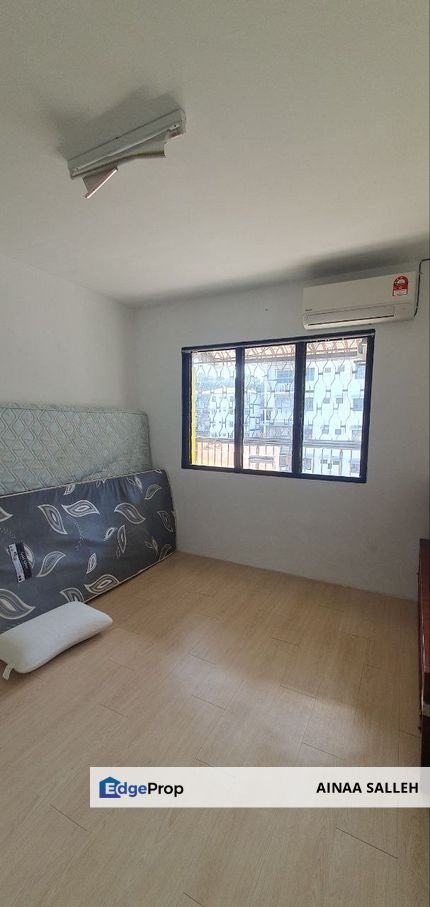 Wangsa Maju Flat with WALKING DISTANCE TO LRT WANGSA MAJU @ NEW FLOORING & NON BUMI LOT, Kuala Lumpur, Wangsa Maju