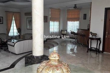 Tropicana Golf & Country Resort