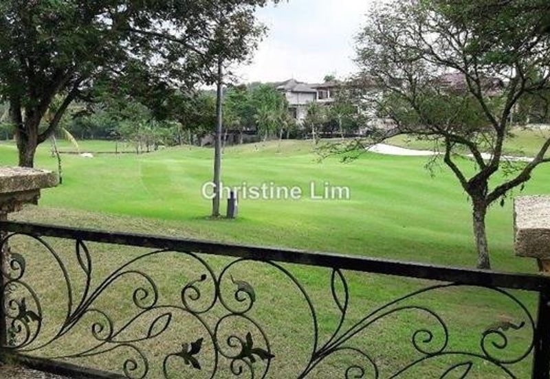 Tropicana Golf & Country Resort