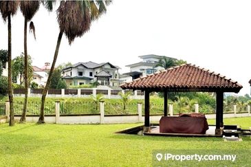 Tropicana Golf & Country Resort