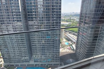 KL Gateway Premium Residence