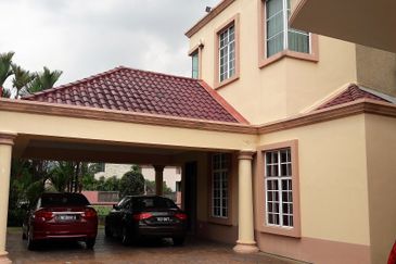 Tropicana Golf & Country Resort