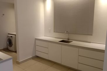 KL Gateway Premium Residence