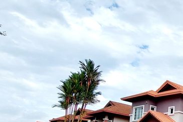 Tropicana Golf & Country Resort