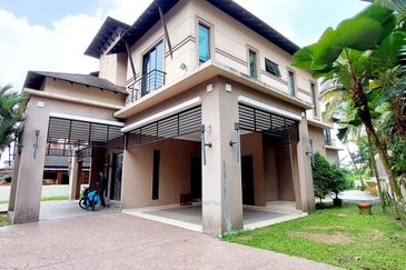 Tropicana Golf & Country Resort