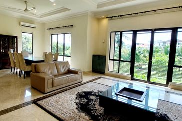 Tropicana Golf & Country Resort