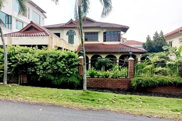 Tropicana Golf & Country Resort