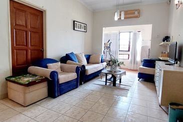 Bukit Jelutong (beside field)