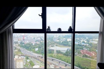 KL Gateway Residences