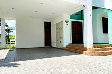 Tropicana Golf & Country Resort