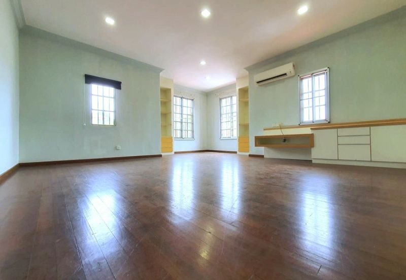 Tropicana Golf & Country Resort