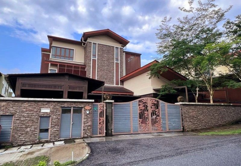 Tropicana Golf & Country Resort