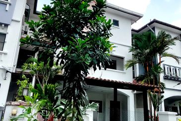 Tropicana Golf & Country Resort