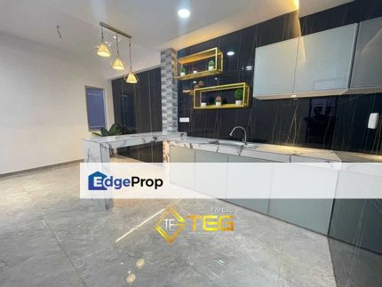 Limited unit tepi sungai 1 sty 20x80 fully reno teluk pulai klang , Selangor, Klang