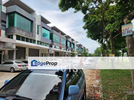 [ PRIME LOCATION ] Elite 33 industrial park super value buy shah alam, Selangor, Shah Alam