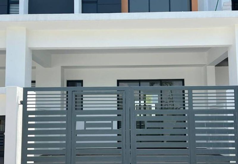 Robin @ Bandar Rimbayu