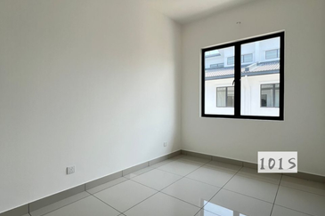 Robin @ Bandar Rimbayu