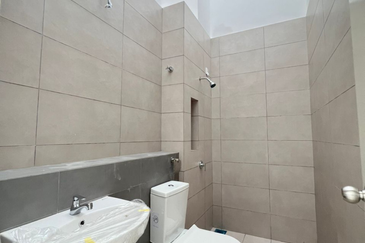 Robin @ Bandar Rimbayu